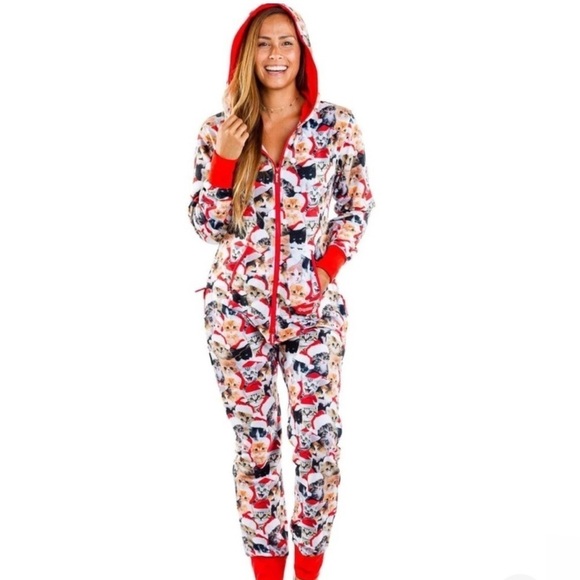 Tipsy Elves Meowy Catmus Jumpsuit Kittens Fleece Christmas Onesie Size Med NWT - Picture 1 of 14